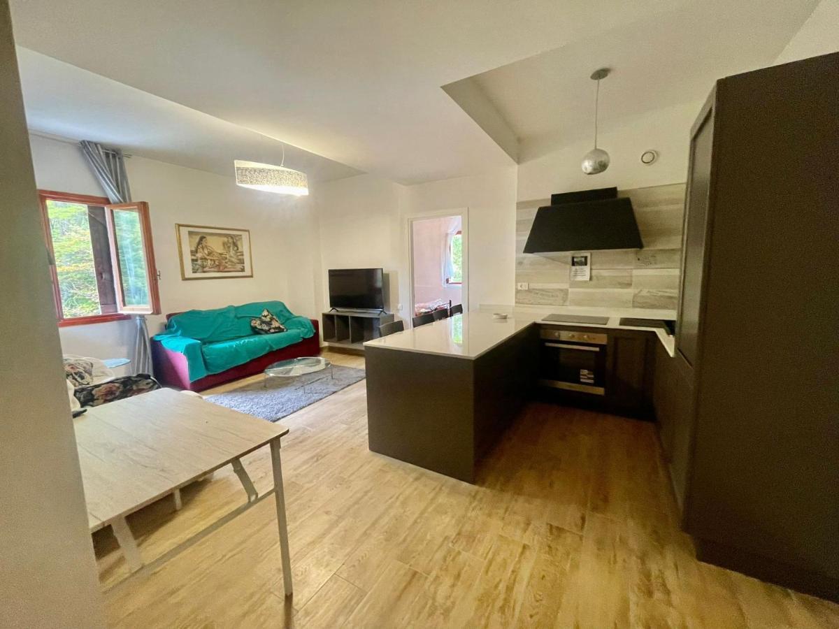 La Tana Del Capriolo Apartman Prati di Tivo Kültér fotó