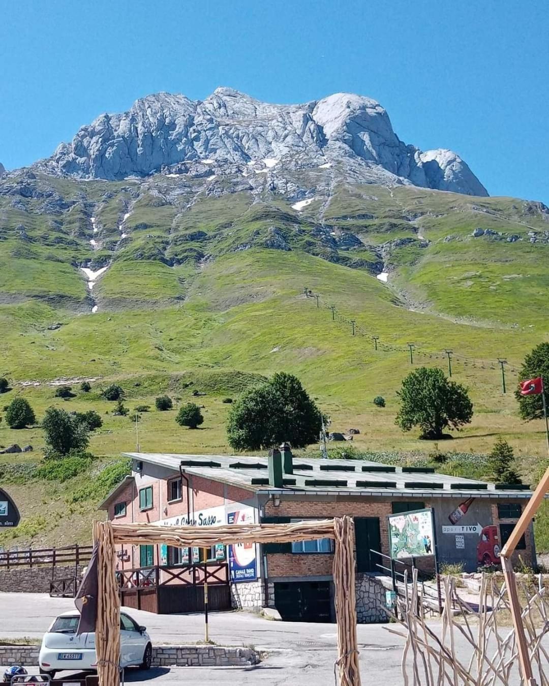 La Tana Del Capriolo Apartman Prati di Tivo Kültér fotó